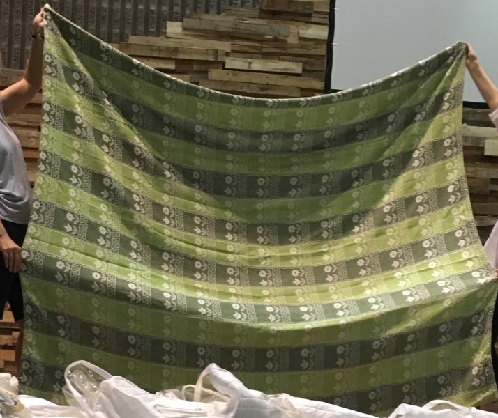 01227f0d45104ace31b565d91e319279a3a901d418