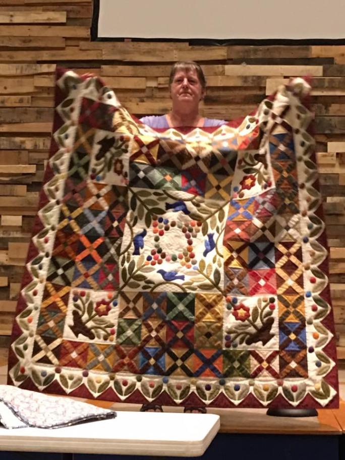 21105830_889449847877486_6799283896544357012_n