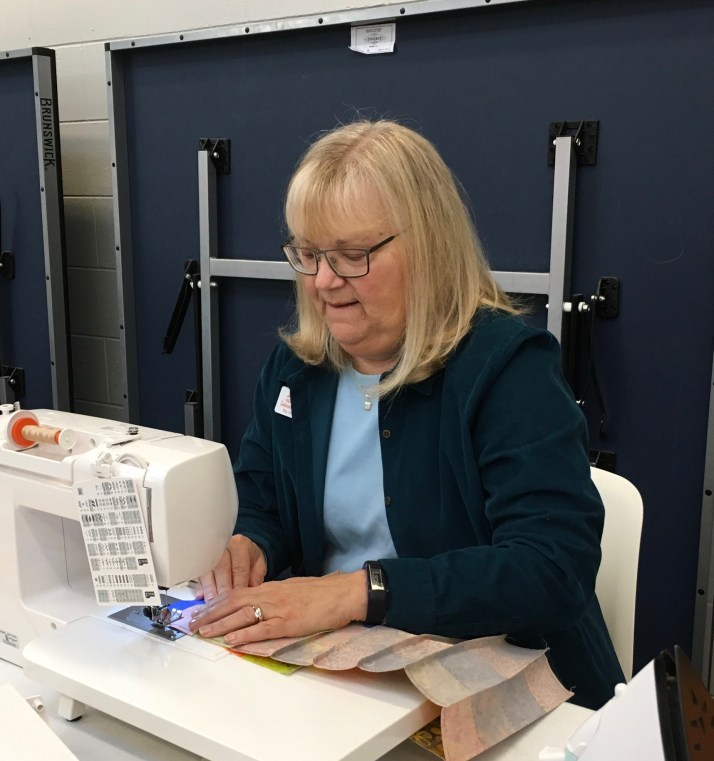 216595B1-B07F-47D9-9403-849C9D8A5058