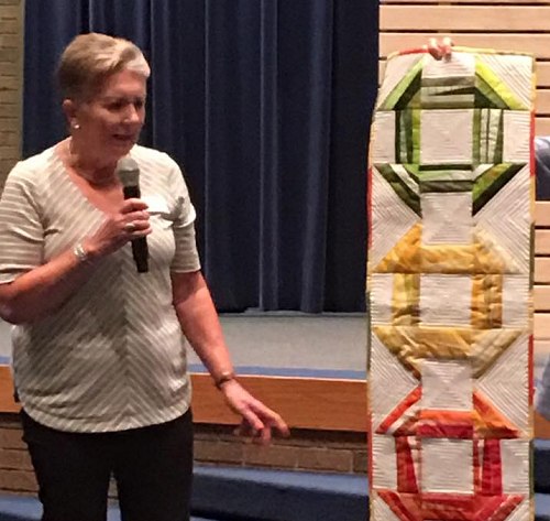 Shirleys Runner from the Mary Hogan worksop